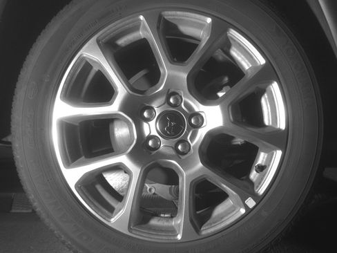 Used 2025 Jeep Compass Limited image 15