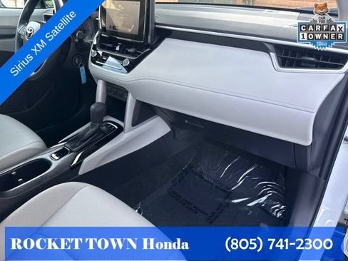 Used 2025 Toyota Corolla Cross L FWD image 19