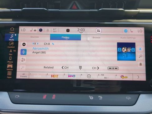 Used 2025 Jeep Wagoneer S Launch Edition image 21