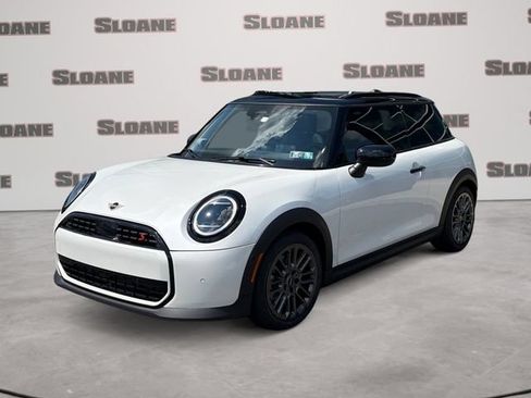 Used 2025 MINI Cooper S FWD image 1