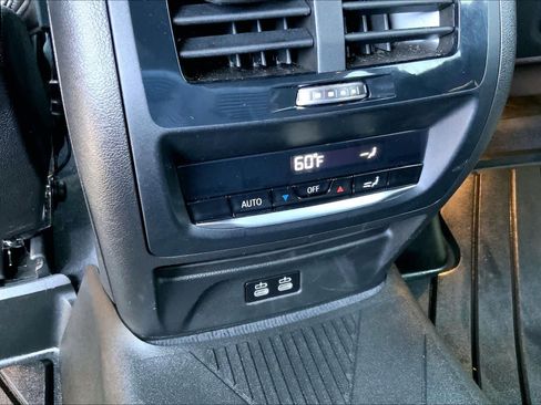 Used 2022 BMW X3 xDrive30i w/ Premium Package 2 (ZPA) AWD/4WD image 36