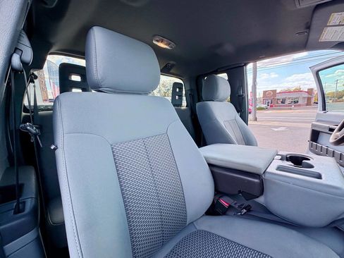 Used 2013 Ford F250 XLT w/ XLT Value Pkg image 32