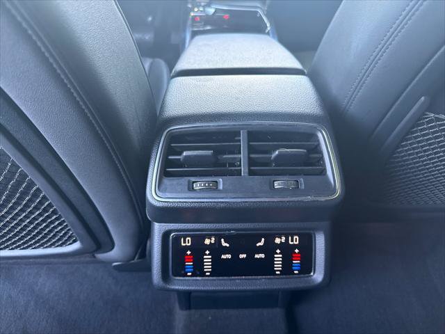 Used 2021 Audi e-tron Premium w/ Convenience Plus Package AWD/4WD image 27