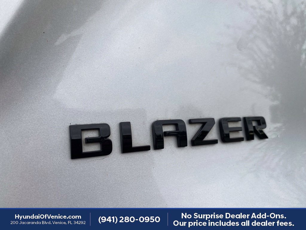 Used 2022 Chevrolet Blazer RS w/ Enhanced Convenience Package FWD image 29