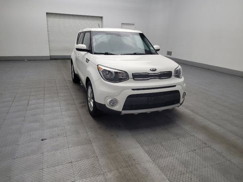 Used 2019 Kia Soul + image 13