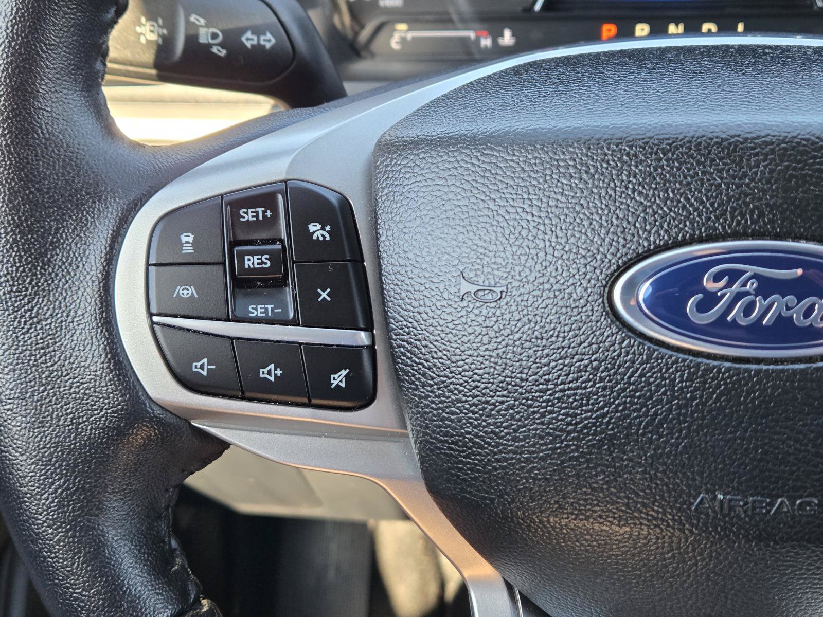 Used 2023 Ford Explorer XLT w/ Equipment Group 202A RWD image 24