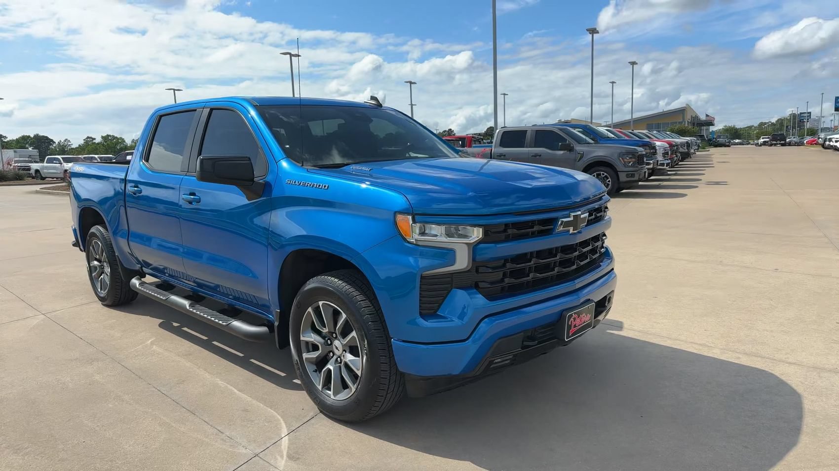 Used 2024 Chevrolet Silverado 1500 RST w/ True North Edition Plus AWD/4WD image 2