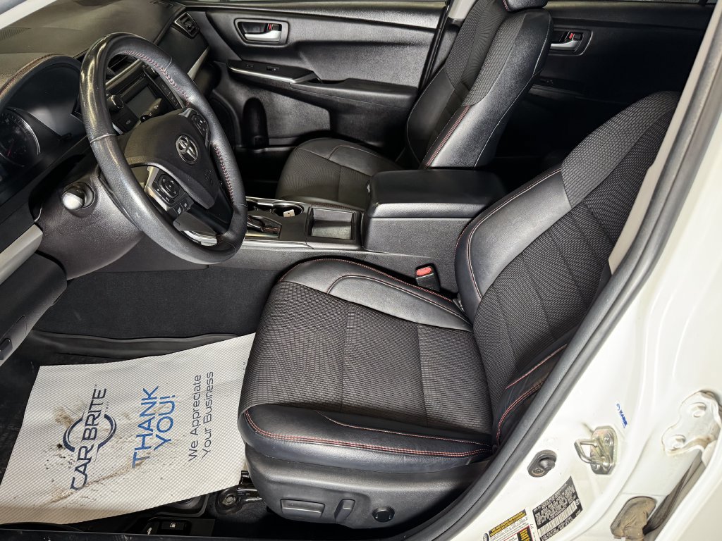 Used 2017 Toyota Camry SE FWD image 20