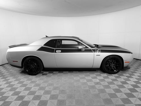 Used 2023 Dodge Challenger R/T Scat Pack w/ T/A Package image 4