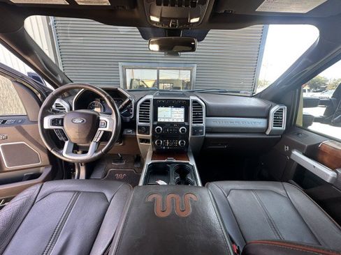 Used 2017 Ford F250 King Ranch w/ King Ranch Ultimate Package AWD/4WD image 17