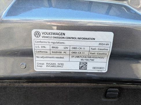Used 2024 Volkswagen Jetta SE image 24