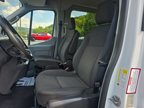 Used 2018 Ford Transit 150 XLT RWD image 14