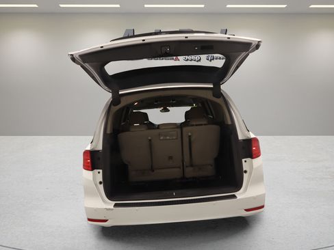 Used 2024 Honda Odyssey Touring image 18