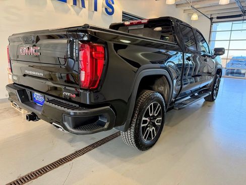 Used 2025 GMC Sierra 1500 AT4 w/ Technology Package image 3