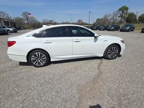 Used 2019 Honda Accord EX image 4