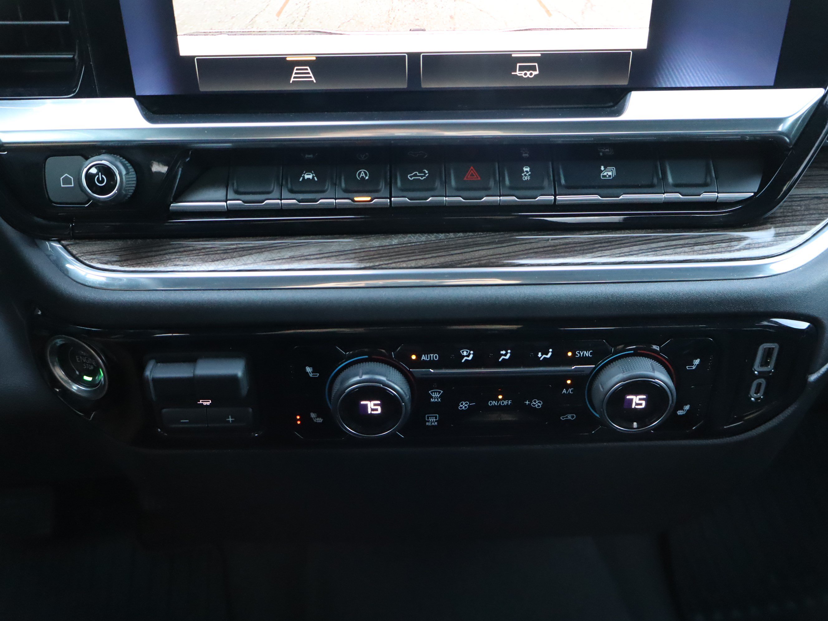 Used 2023 Chevrolet Silverado 1500 RST AWD/4WD image 27