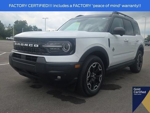 Used 2025 Ford Bronco Sport Outer Banks w/ Outer Banks Tech Package+ AWD/4WD image 2