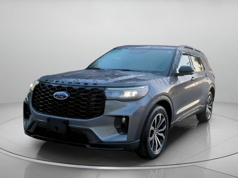 Used 2026 Ford Explorer ST-Line w/ ST-Line Street Pack RWD image 11