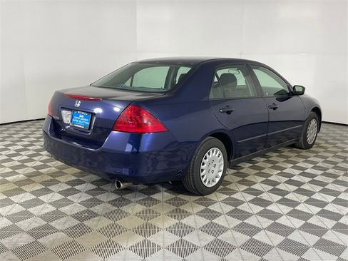 Used 2007 Honda Accord VP image 16