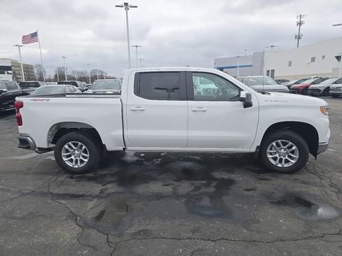 New 2026 Chevrolet Silverado 1500 LT image 18