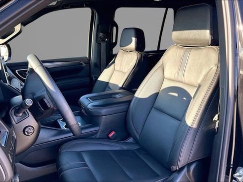 Used 2024 Chevrolet Tahoe RST w/ Sport Performance Package image 25