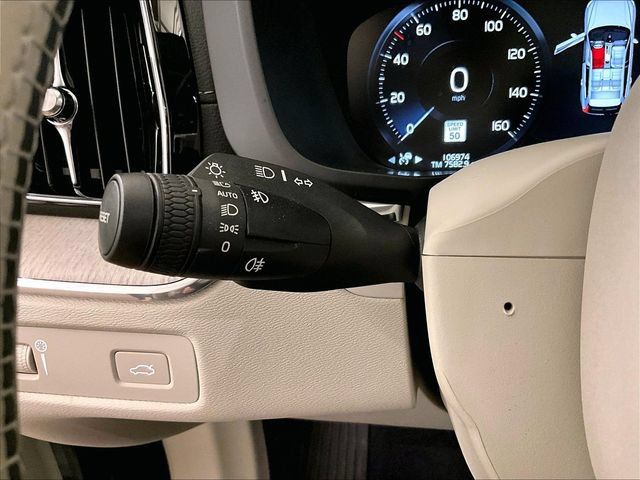 Used 2020 Volvo XC60 T6 Inscription w/ Protection Package Premier AWD/4WD image 31