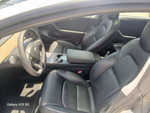 Used 2022 Tesla Model 3 Long Range AWD/4WD image 9