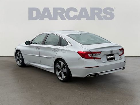 Used 2019 Honda Accord Touring image 5