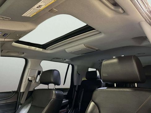 Used 2018 GMC Yukon SLT w/ Premium Edition image 15