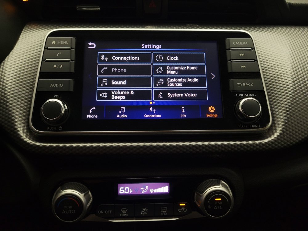 Used 2019 Nissan Kicks SV FWD image 25