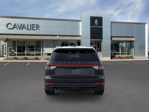 Used 2026 Lincoln Aviator Reserve w/ Luxury Package AWD/4WD image 5