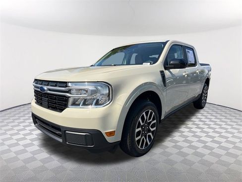 Used 2024 Ford Maverick Lariat w/ 4K Tow Package image 1