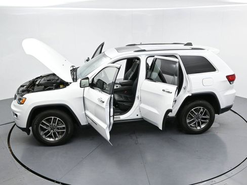 Used 2021 Jeep Grand Cherokee Limited AWD/4WD image 39