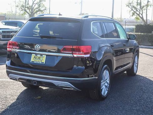 Used 2018 Volkswagen Atlas SEL Premium image 4
