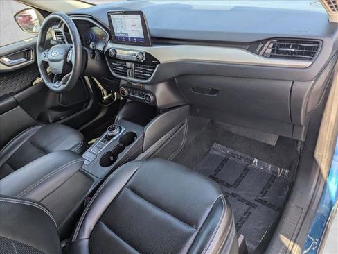 Used 2020 Ford Escape SE Sport image 22
