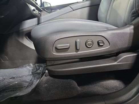 Used 2023 Buick Enclave Premium w/ Experience Buick Package AWD/4WD image 33