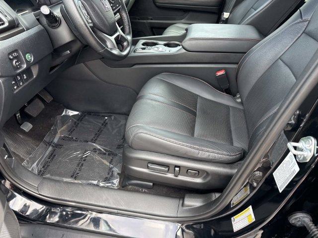 Certified 2024 Honda Passport TrailSport image 19