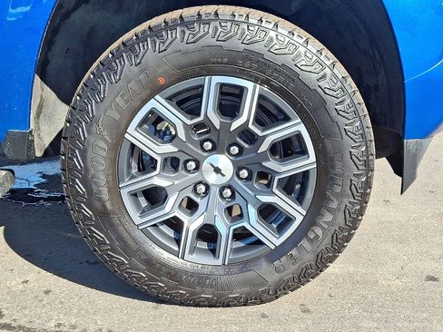 Certified 2023 Chevrolet Colorado Z71 w/ Z71 Convenience Package 2 image 27