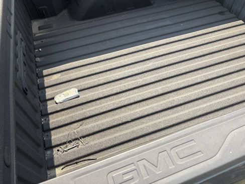 Used 2020 GMC Sierra 1500 AT4 w/ AT4 Premium Package AWD/4WD image 36