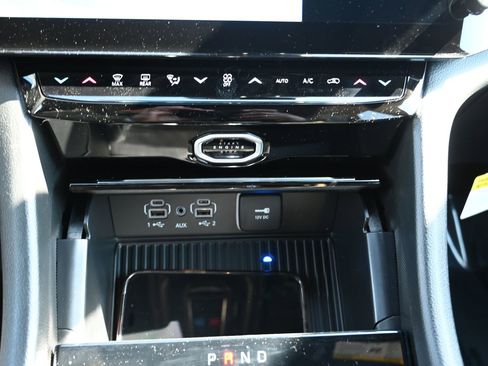 New 2026 Jeep Grand Cherokee Laredo image 14