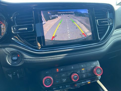 Used 2021 Dodge Durango GT image 17