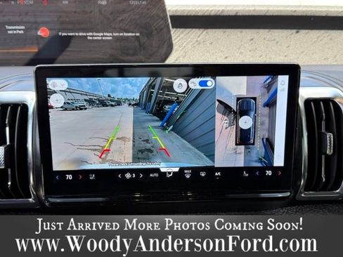 Used 2025 Ford Expedition Tremor AWD/4WD image 13