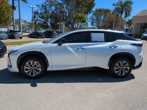 Certified 2024 Lexus RZ 300e Premium w/ Accessory Package (Z1) image 7