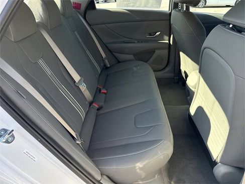 New 2026 Hyundai Elantra Blue image 15