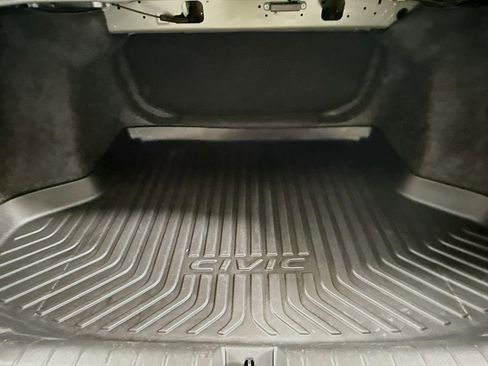 Used 2017 Honda Civic EX-L image 24