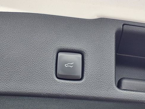 Used 2020 Ford Escape SEL AWD/4WD image 22