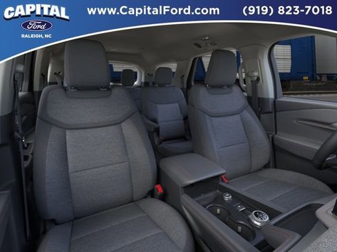 New 2026 Ford Explorer Active RWD image 10
