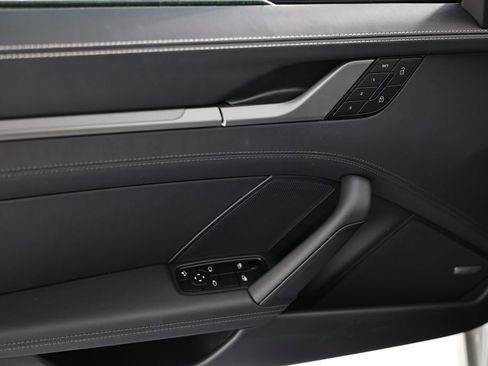 New 2026 Porsche 911 Carrera image 19