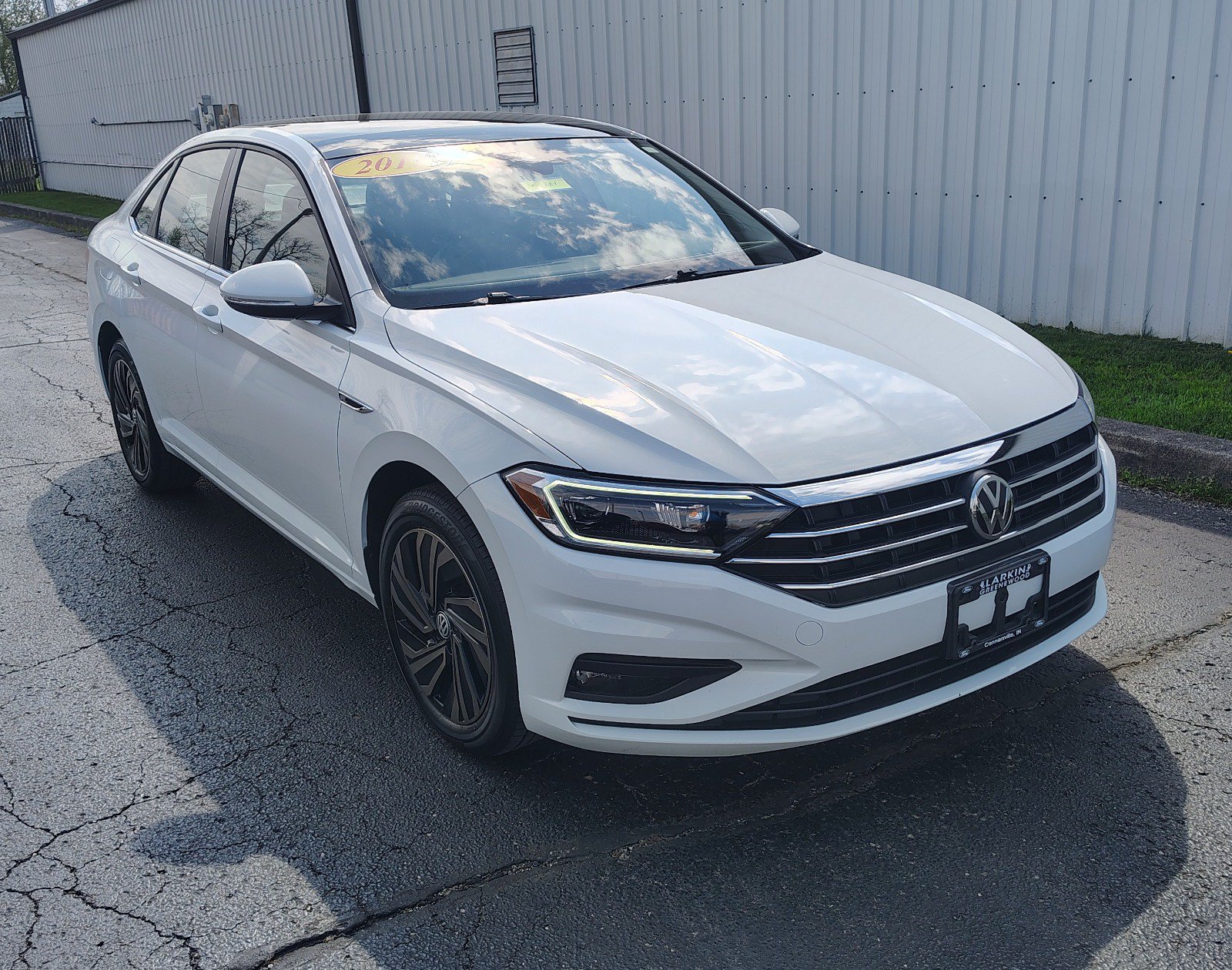 Used 2019 Volkswagen Jetta SEL Premium FWD image 3