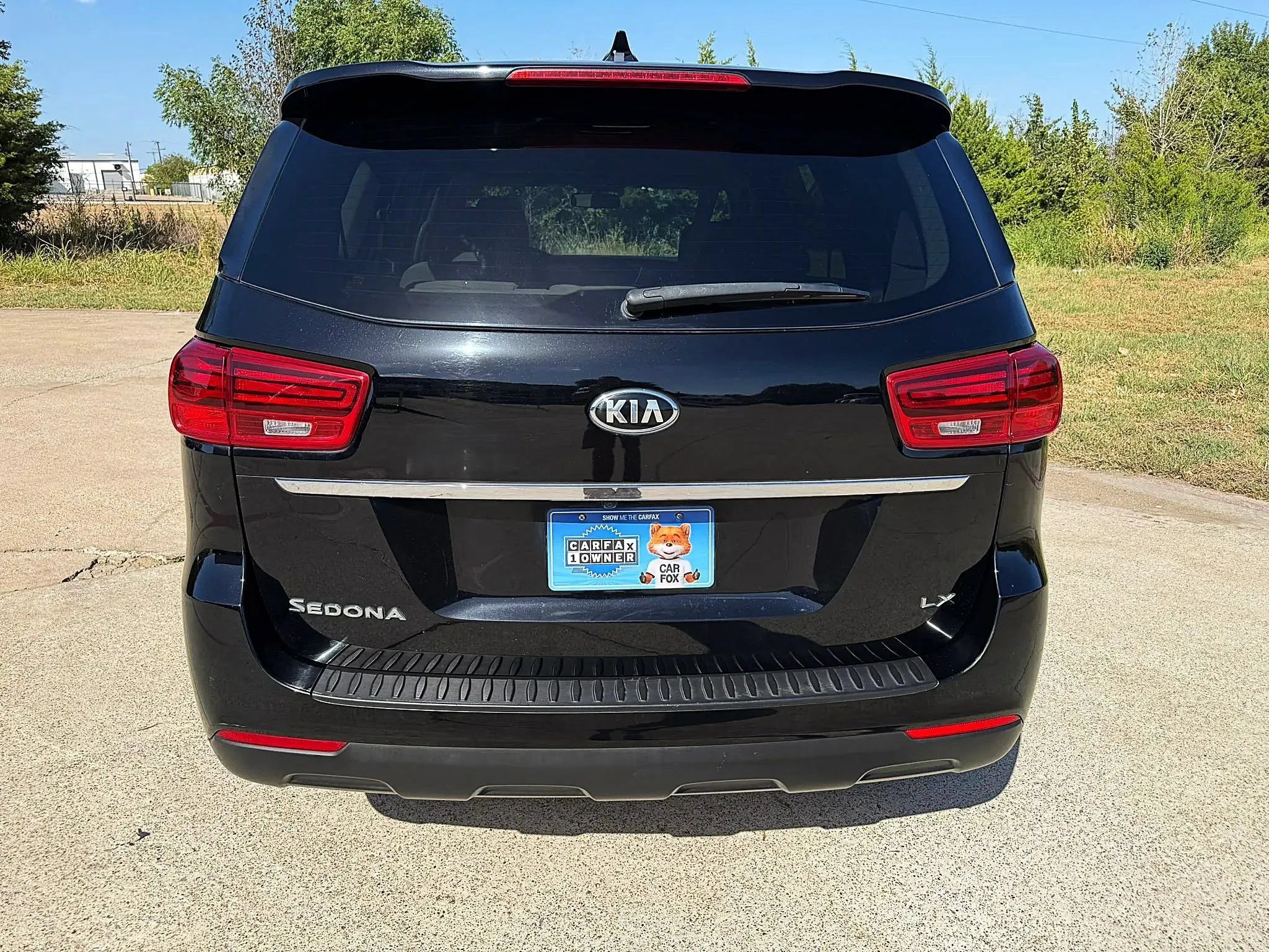 Used 2019 Kia Sedona LX FWD image 5